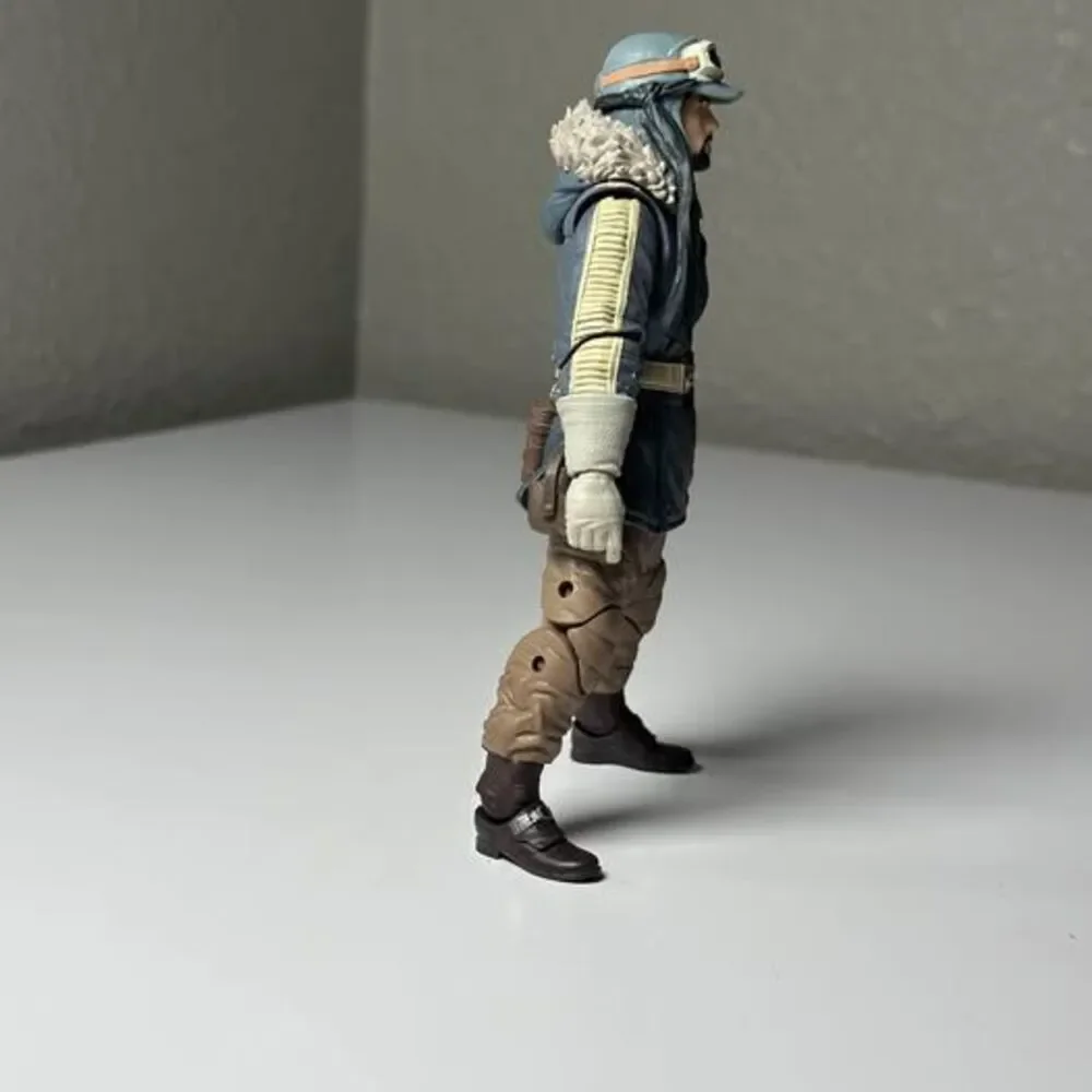 Star Wars The Black Series Captain Cassian Andor (Eadu) Action Figure